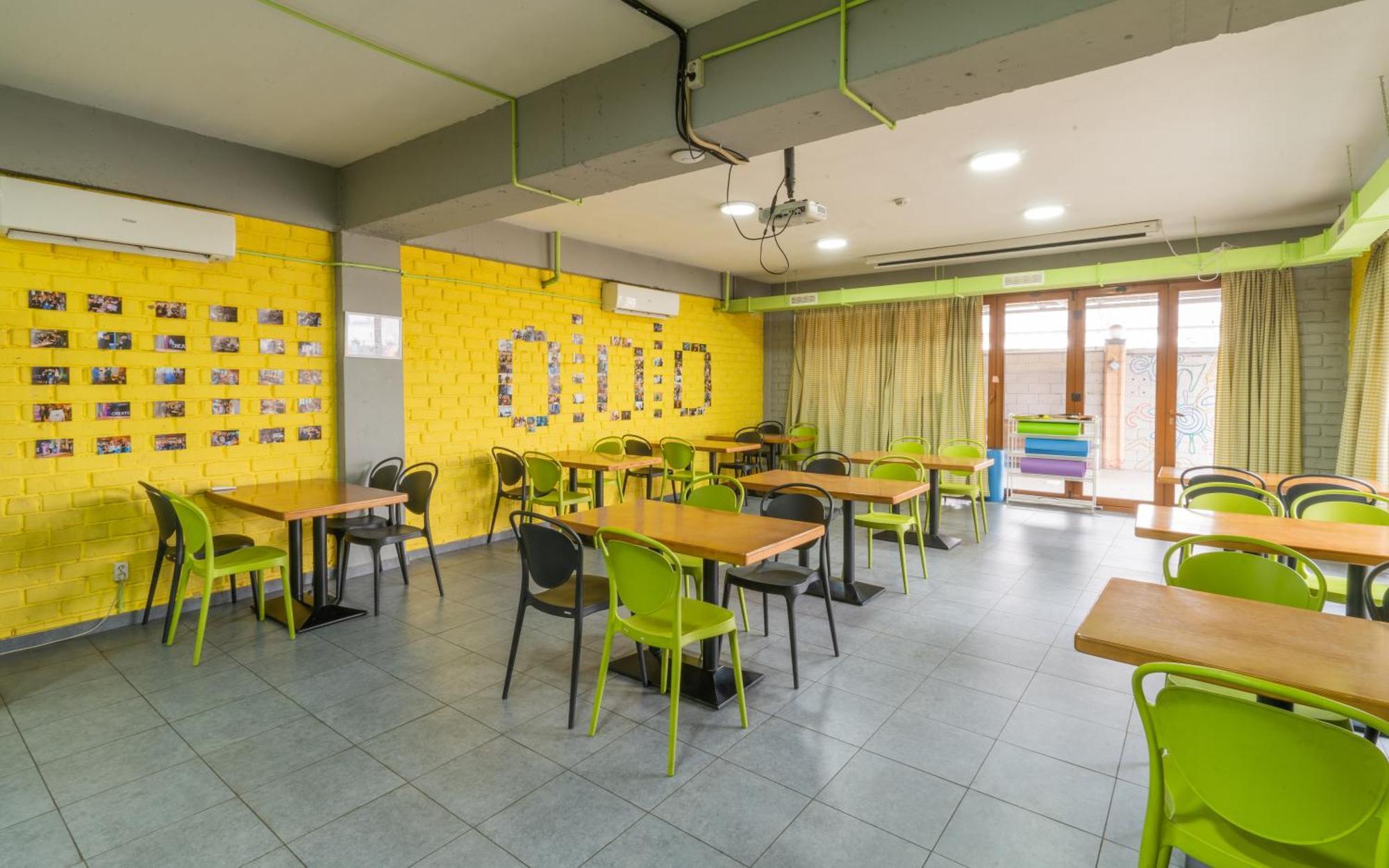 Ololofreelander Hostel&Coworking Bishkek Bagian luar foto