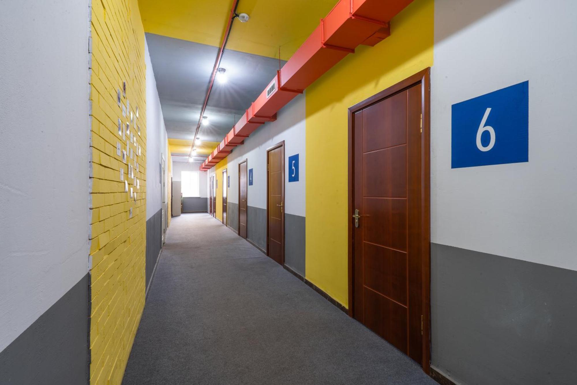Ololofreelander Hostel&Coworking Bishkek Bagian luar foto