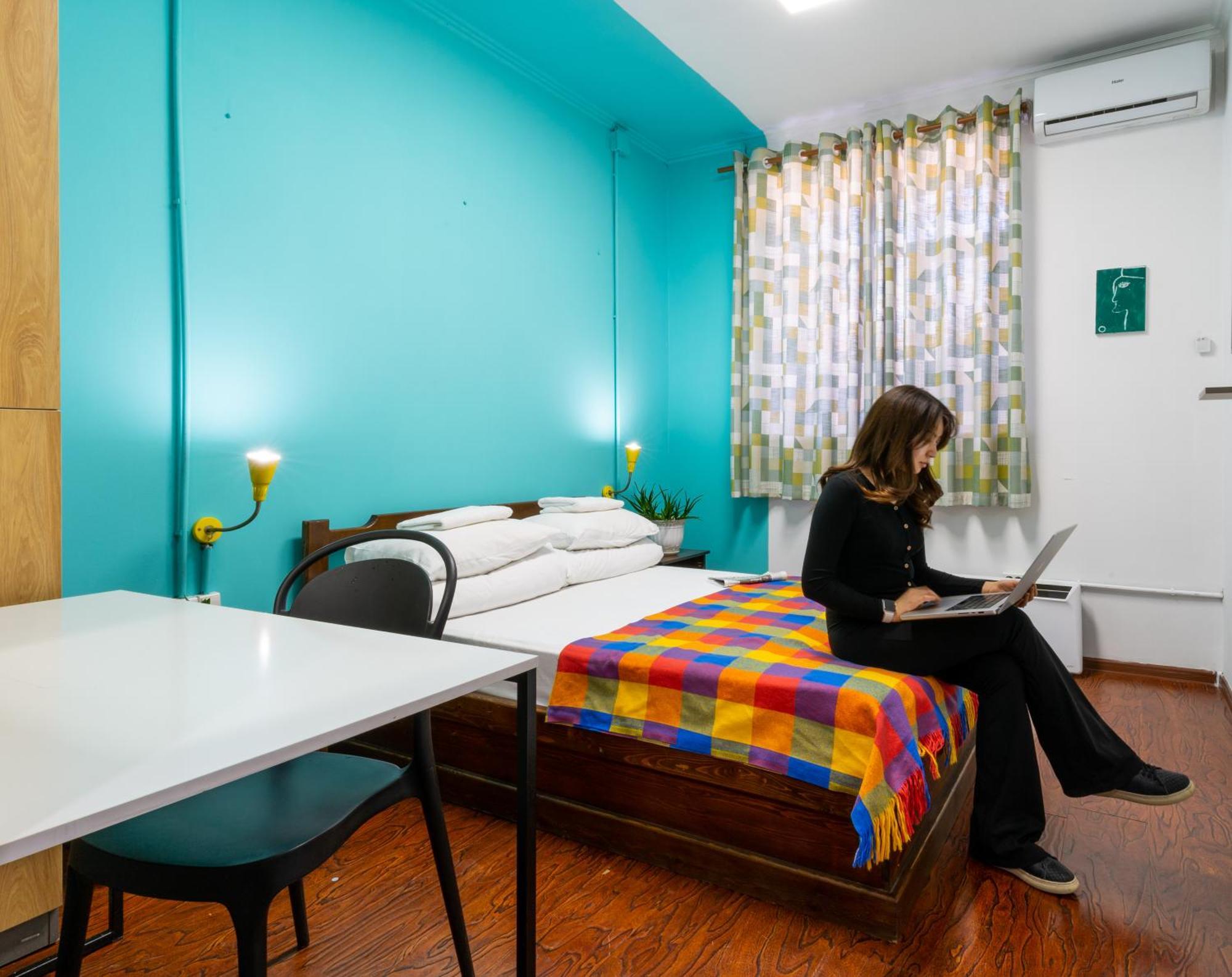 Ololofreelander Hostel&Coworking Bishkek Bagian luar foto